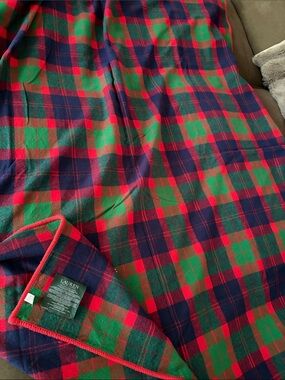 Lauren Ralph Lauren Red Green Navy Plaid Fleece Throw